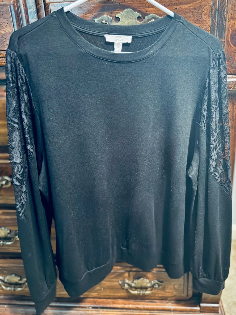 Como Vintage Black Lace-Sleeve Pullover Sweatshirt